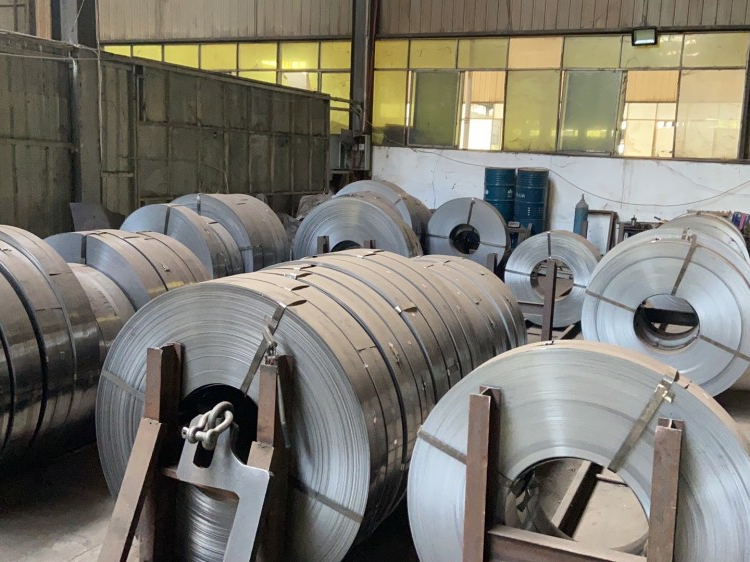 Raw material strip steel inventory